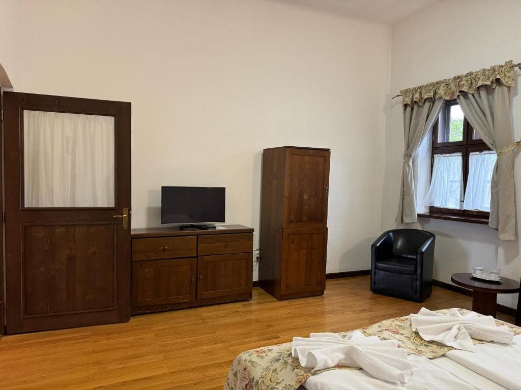 Accommodation 1